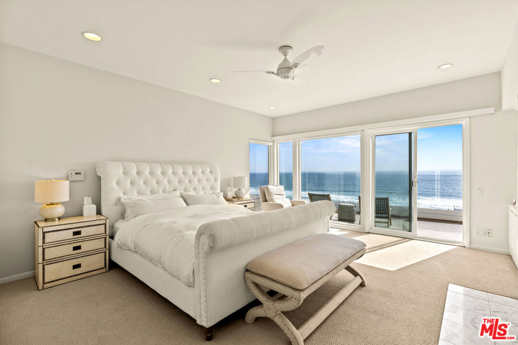 3616 The Strand C Property Photo 16
