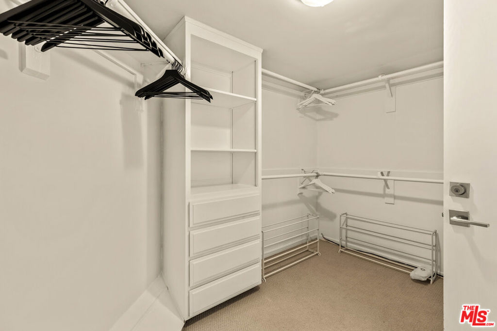 3616 The Strand C Property Photo 19