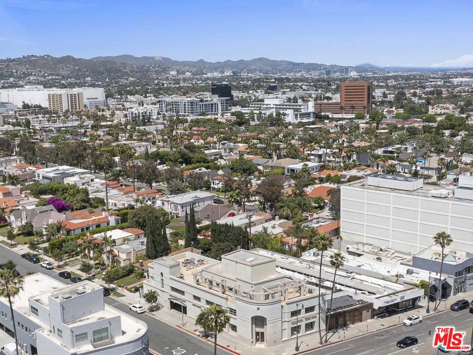 8693 Wilshire Boulevard 101 Property Photo 11