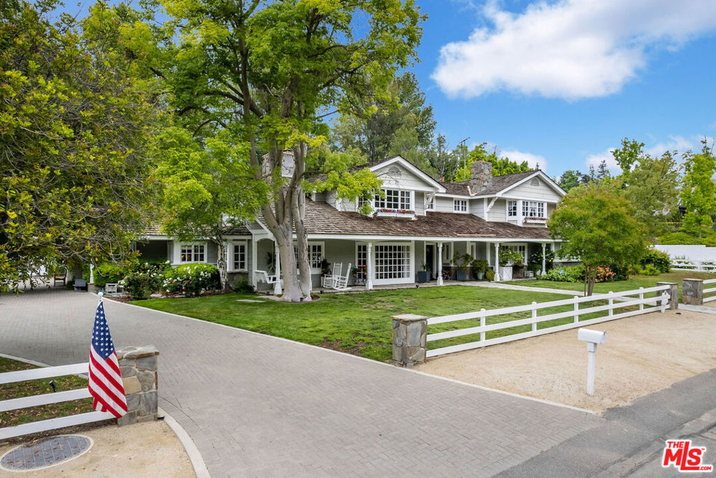 24317 Bridle Trail Road Property Photo