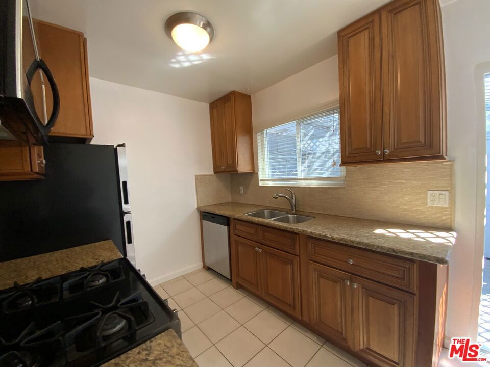 3610 Beethoven Street Property Photo 17