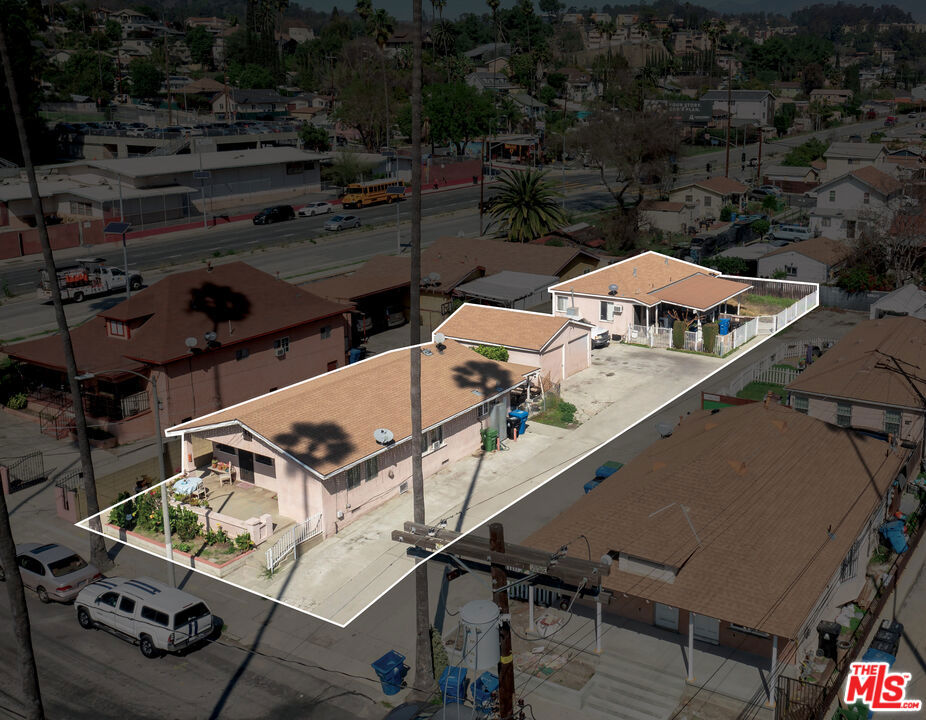 4607 Fern Place Property Photo 1