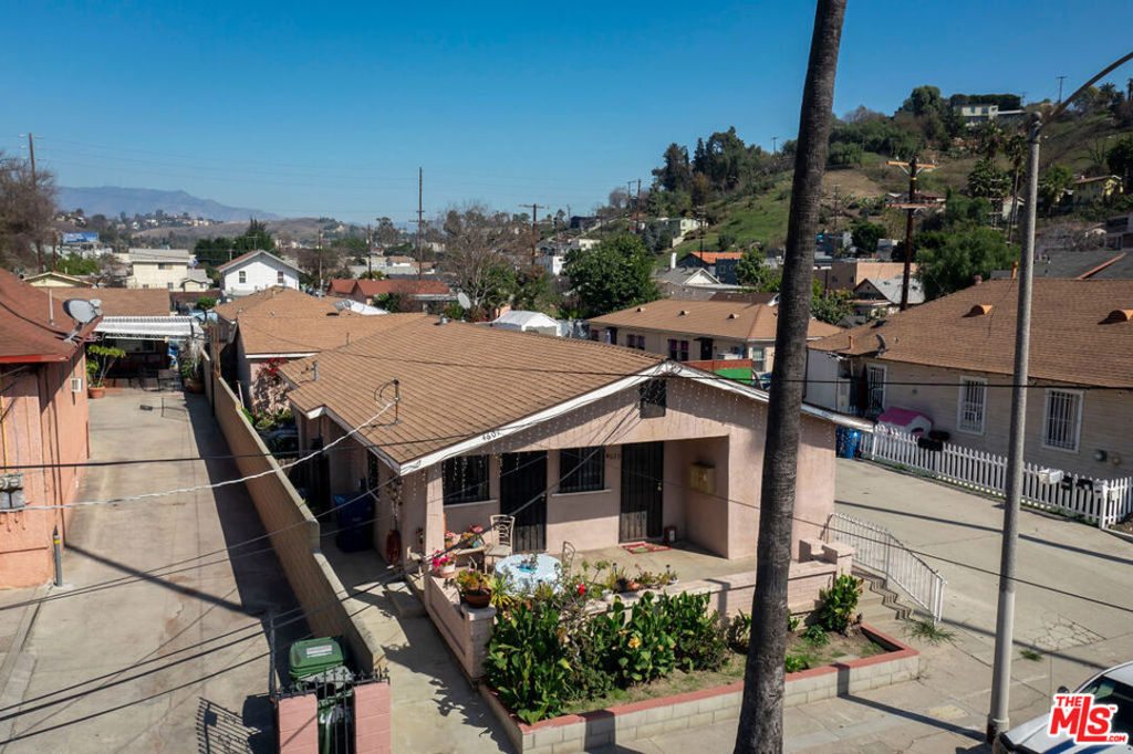 4607 Fern Place Property Photo 15