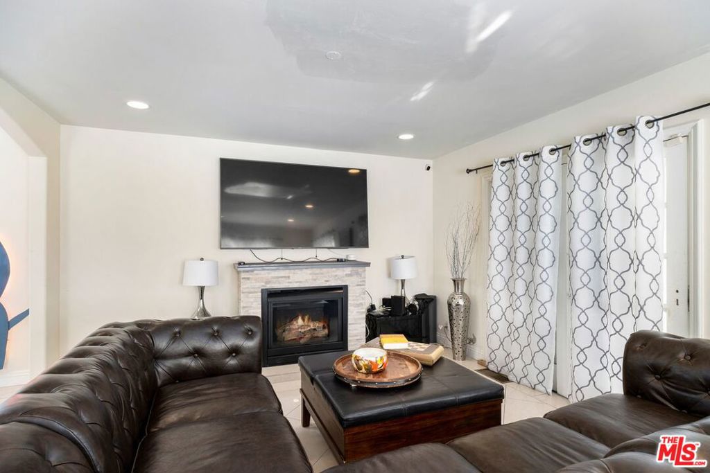 1706 Amherst Avenue Property Photo 12