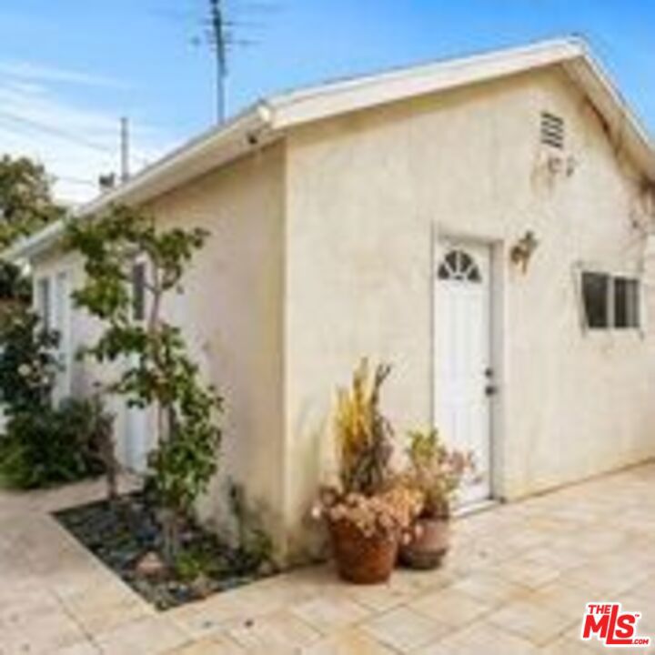 1706 Amherst Avenue Property Photo 29