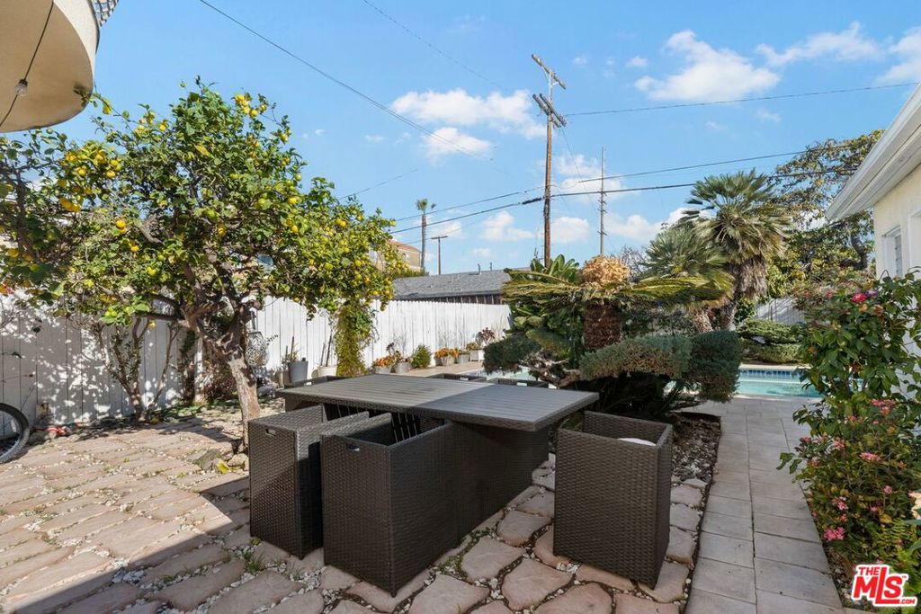 1706 Amherst Avenue Property Photo 35