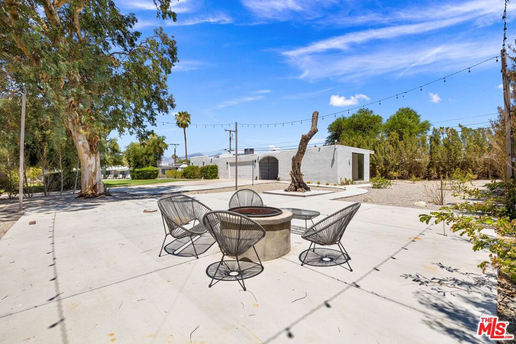 66358 Desert View Avenue Property Photo 3