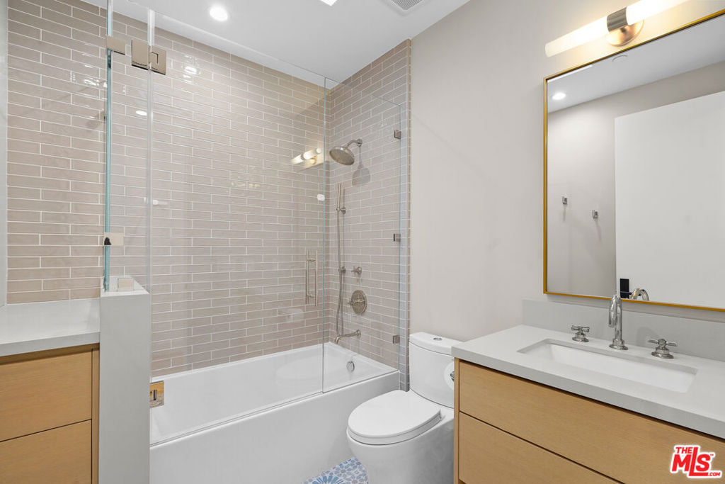 1037 21st Street Property Photo 15