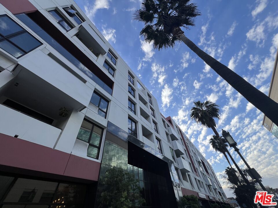 1234 Wilshire Boulevard 219 Property Photo