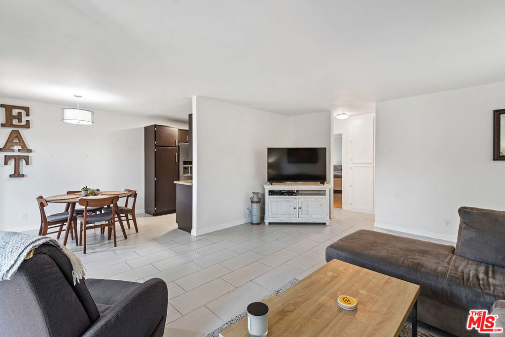 5300 Fairview Boulevard 15 Property Photo