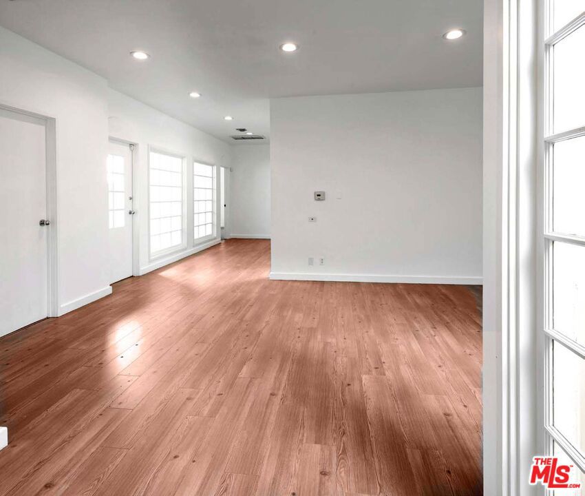 736 N Highland Avenue Property Photo 13