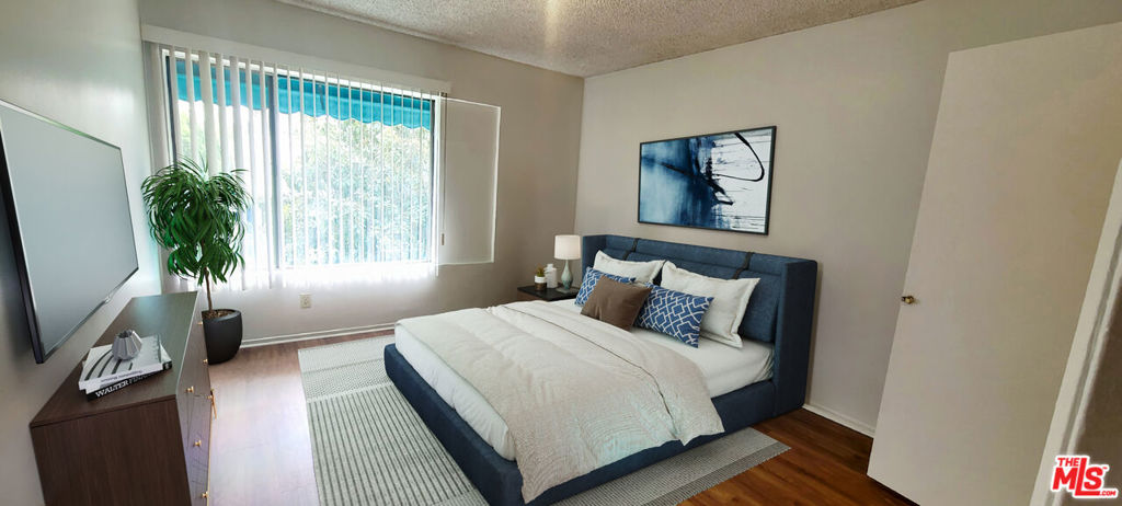 10803 Otsego Street Property Photo 4