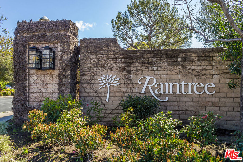 8107 Raintree Circle Property Photo