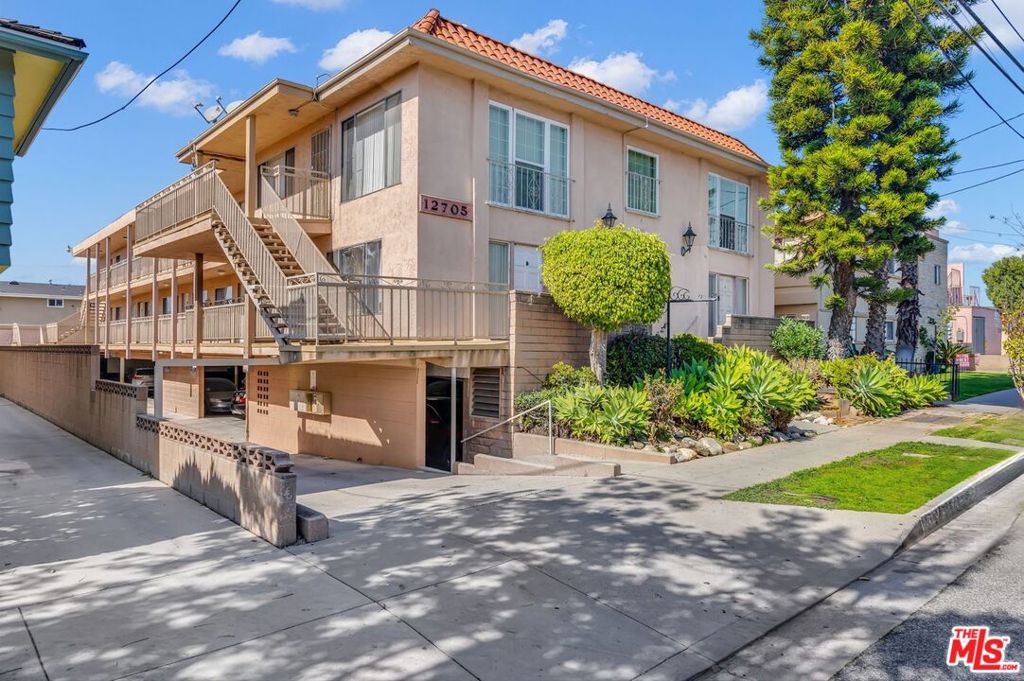 12705 Ramona Avenue Property Photo