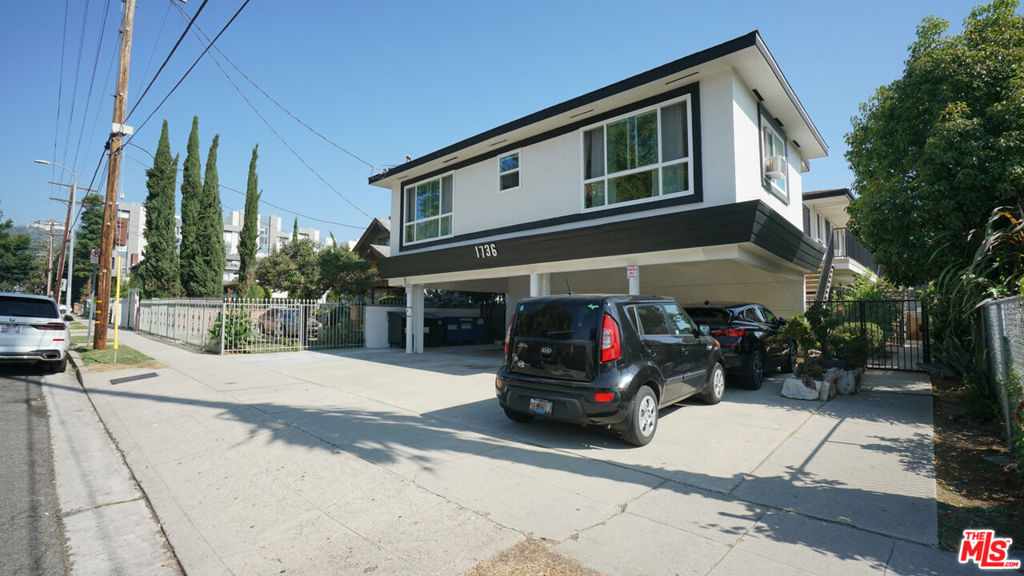1736 N Normandie Avenue Property Photo 2
