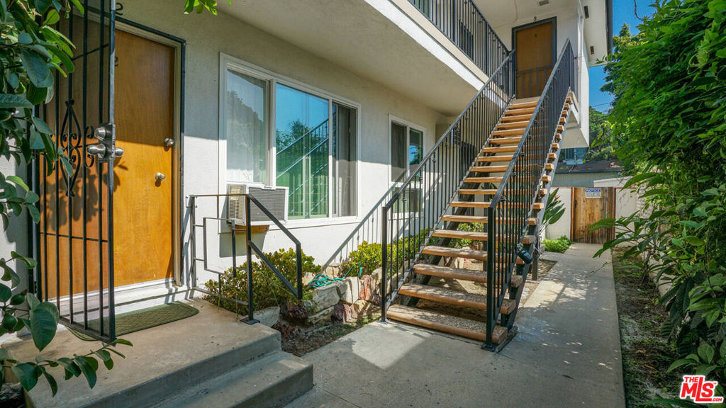 1736 N Normandie Avenue Property Photo 6