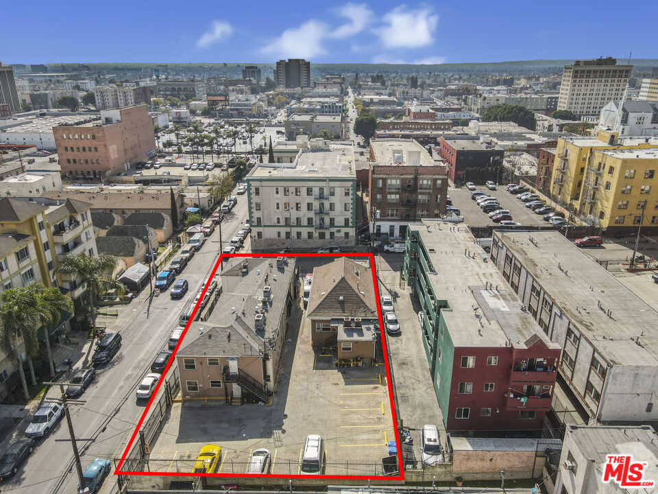 1801 W 5th Street Property Photo