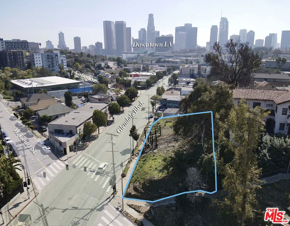 233 233-239 Glendale Boulevard Property Photo