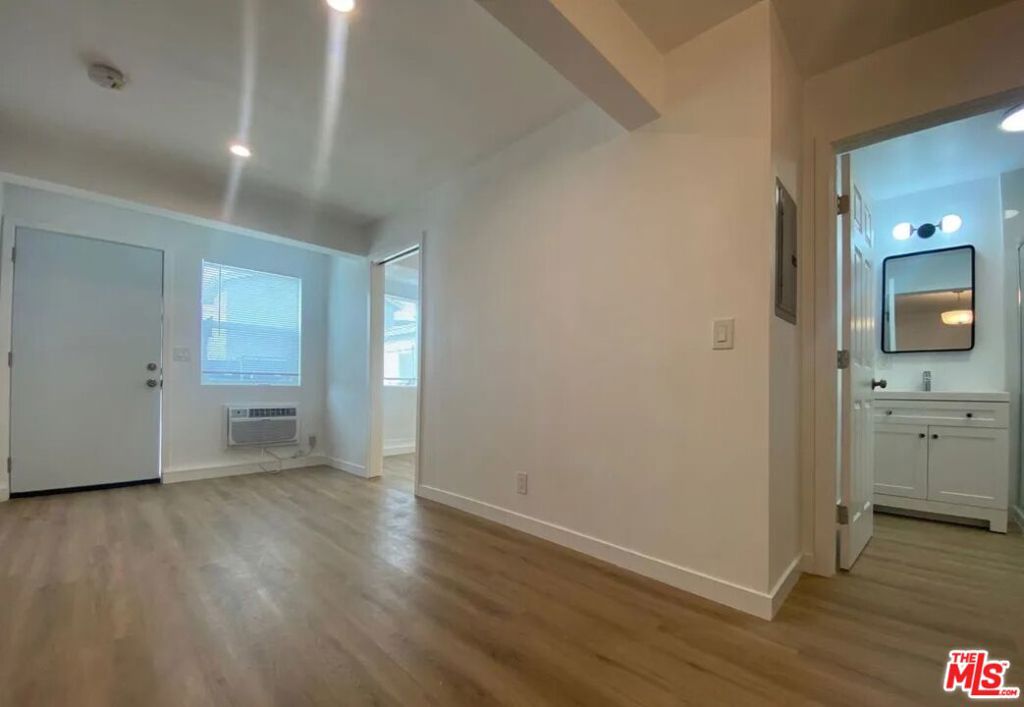 1641 S New Hampshire Avenue Property Photo 10