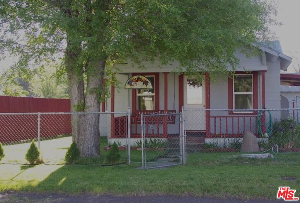Dorris Real Estate Listings Main Image