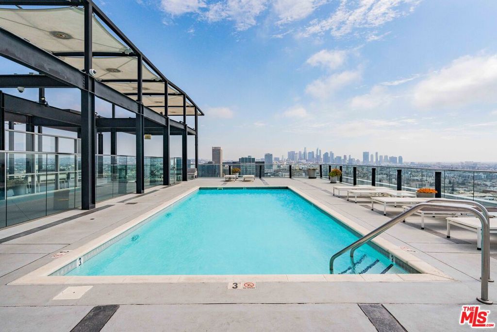 3810 Wilshire Boulevard 2105 Property Photo