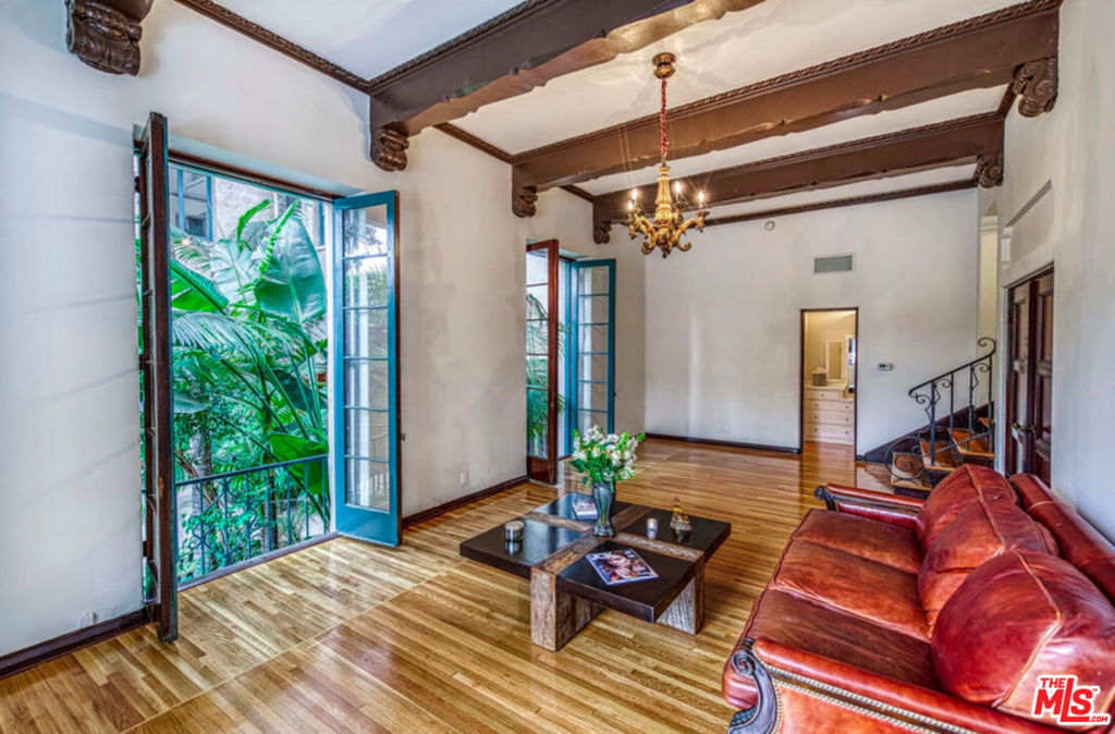 4121 Wilshire Blvd 505 Property Photo 3