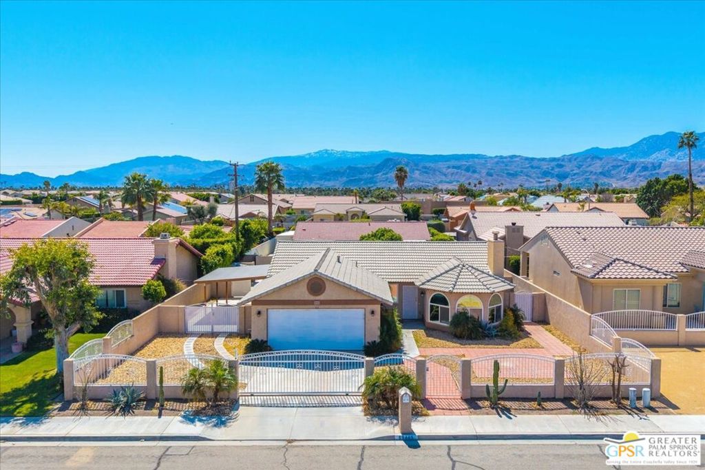 69445 El Dobe Road Property Photo