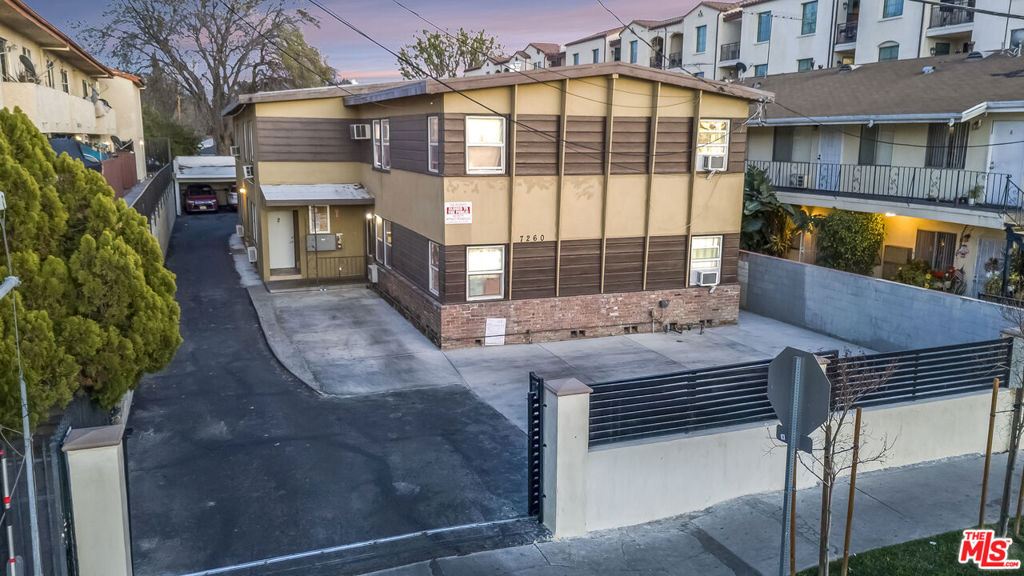 7260 Canby Avenue 6 Property Photo