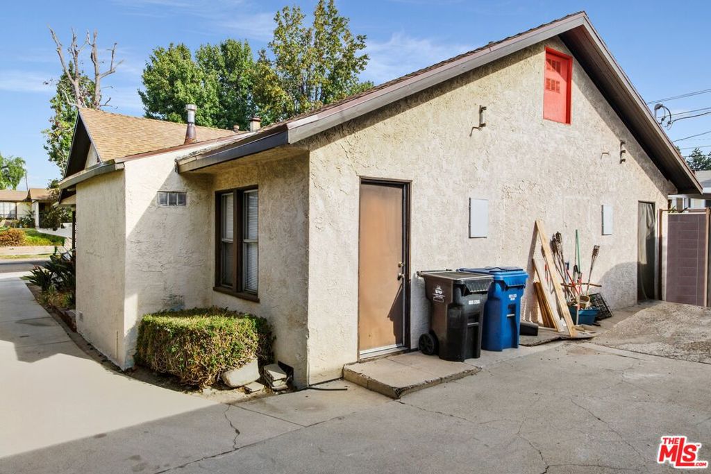 4558 Paulhan Avenue Property Photo 22