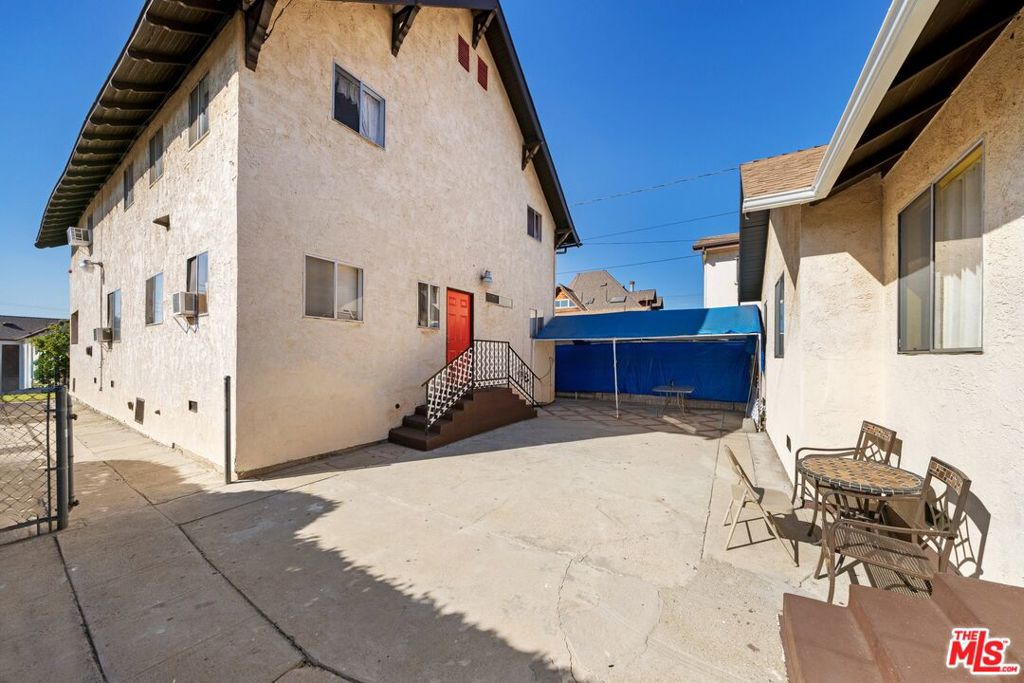 6321 Ruby Street Property Photo 8