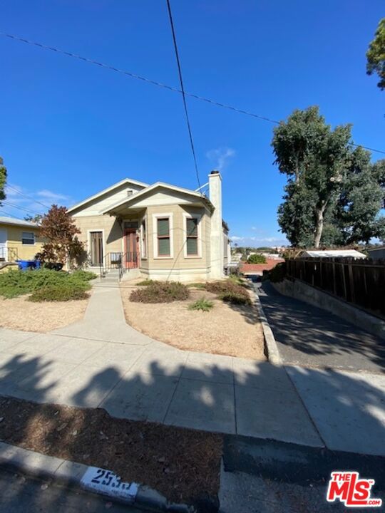 2539 7th Street C Property Photo 1