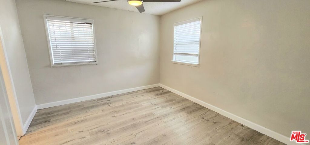 432 W 107th Street Property Photo 27