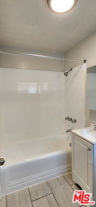 432 W 107th Street Property Photo 31