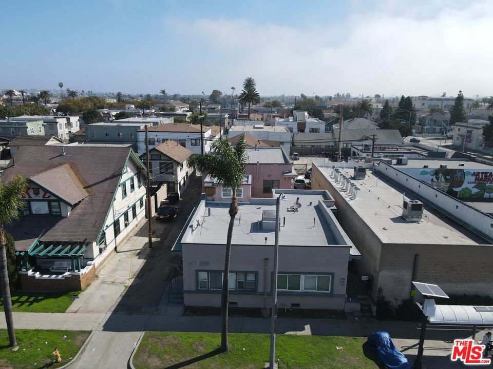 712 Atlantic Avenue Property Photo
