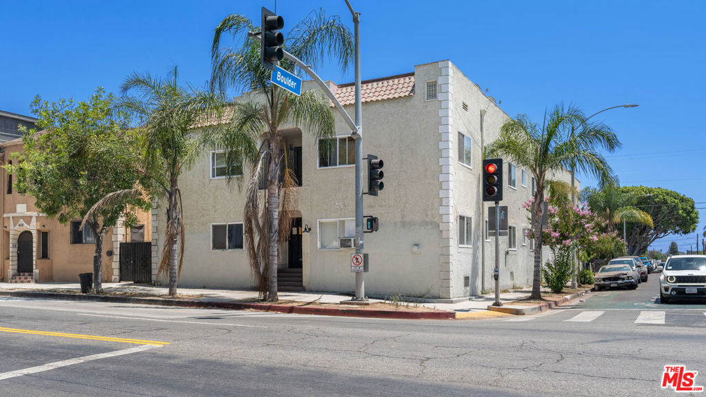 600 N Soto Street Property Photo