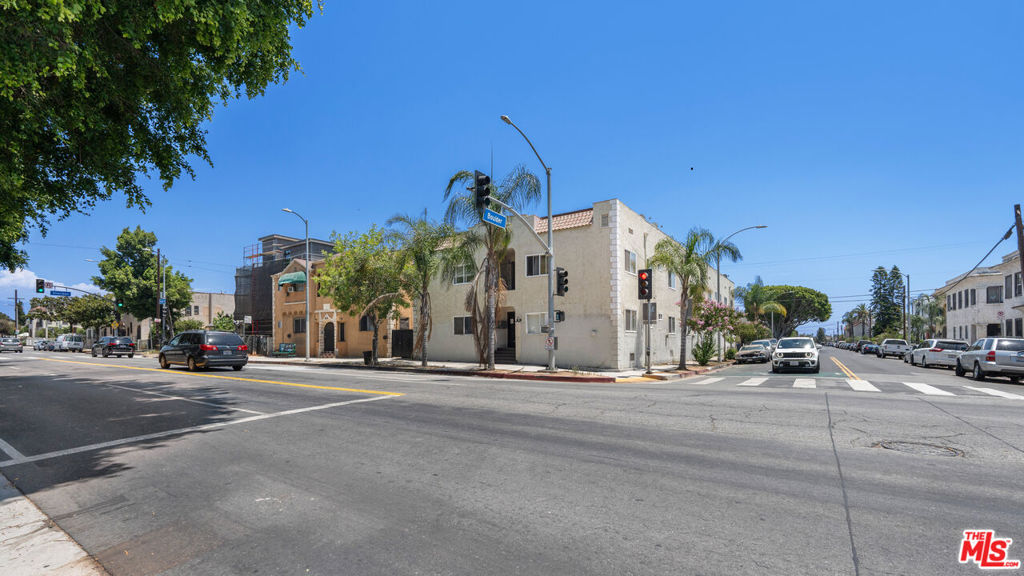 600 N Soto Street Property Photo 2