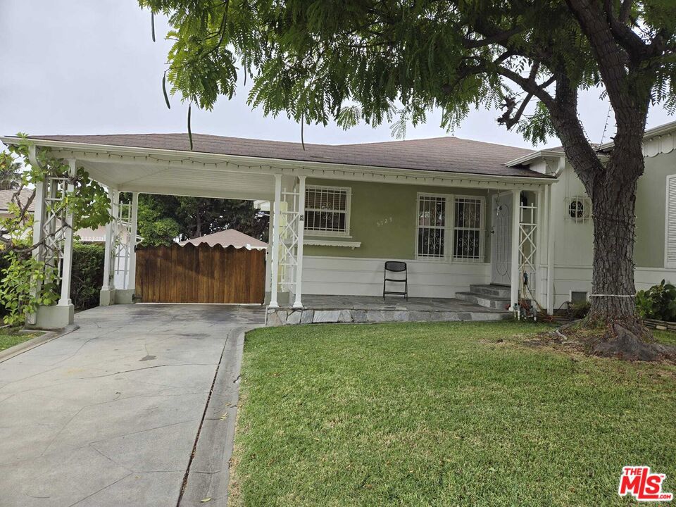 5129 Escalon Avenue Property Photo