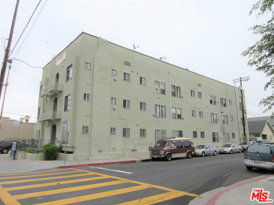 2108 Maple Avenue Property Photo