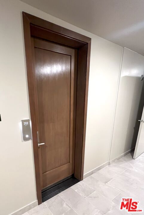 1828 Butler Avenue 202 Property Photo 5