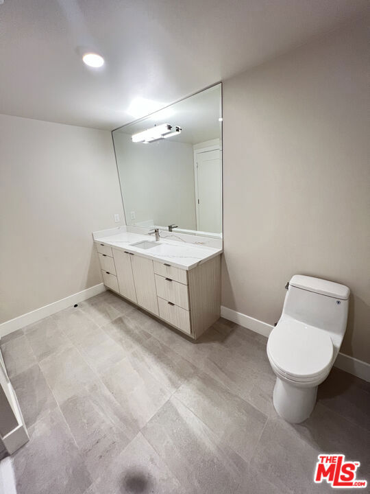 1828 Butler Avenue 202 Property Photo 16