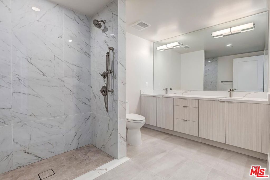 1828 Butler Avenue 202 Property Photo 18