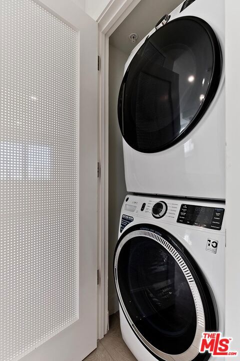 1828 Butler Avenue 202 Property Photo 20