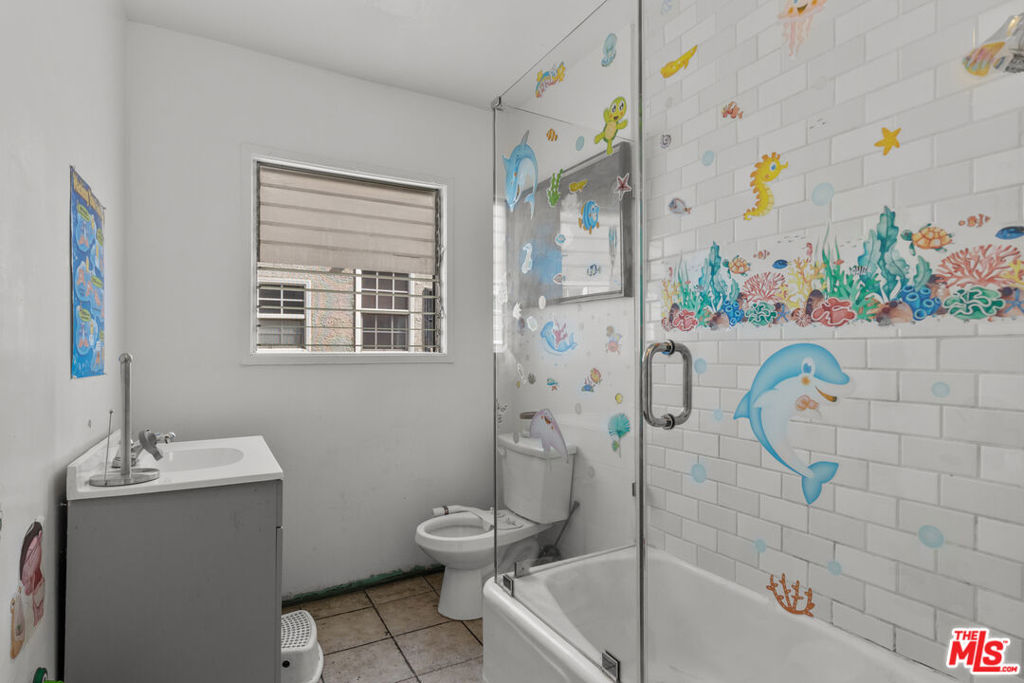 2608 7th Avenue Property Photo 10