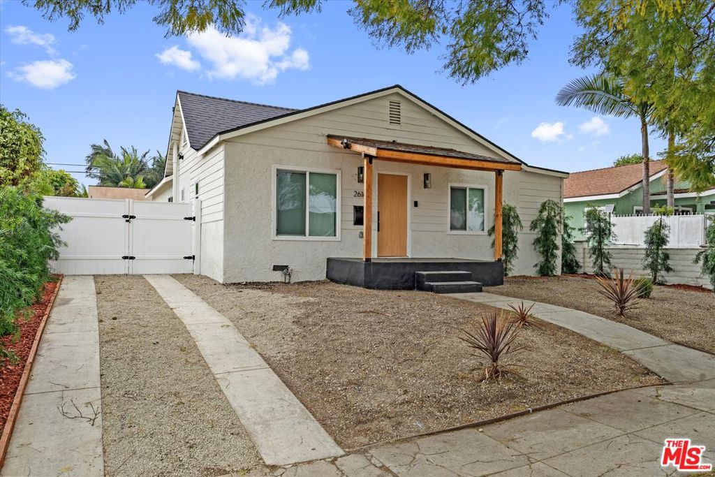 2616 W 73rd Street Property Photo