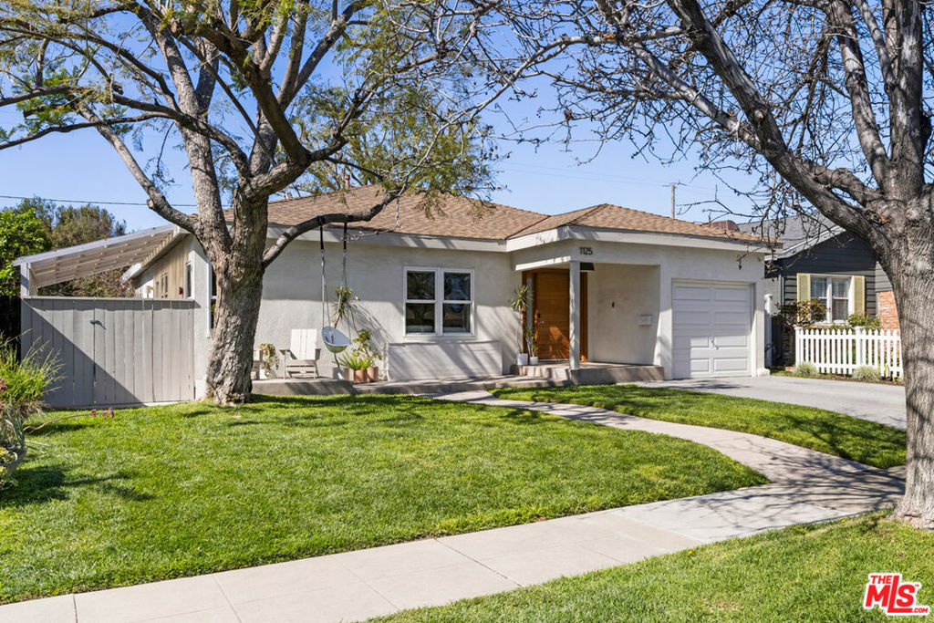 1125 N Evergreen Street Property Photo