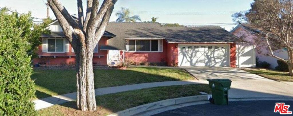 22361 Burton Street Property Photo