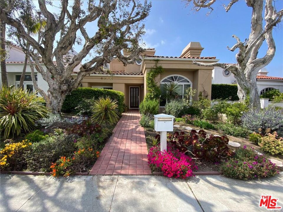 752 14th Street Property Photo