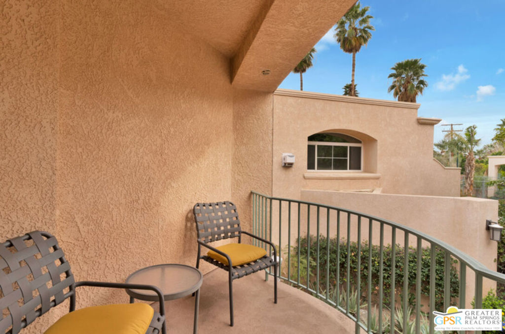 1555 N Chaparral Road 312 Property Photo 17