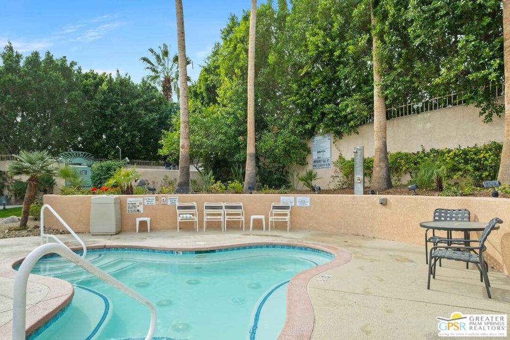 1555 N Chaparral Road 312 Property Photo 21