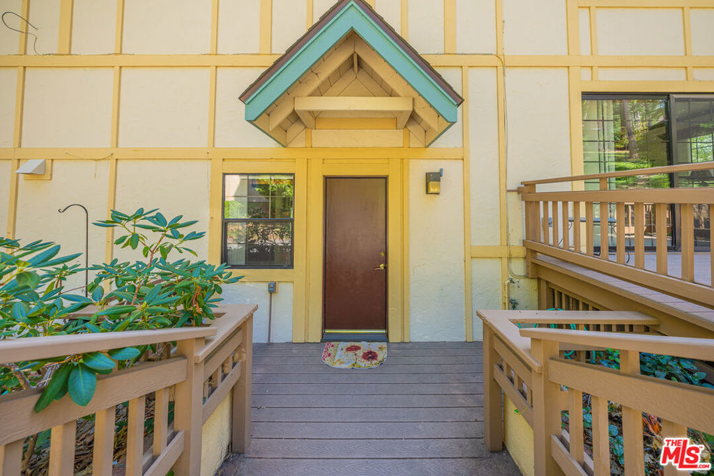 676 Zurich Drive Property Photo 13